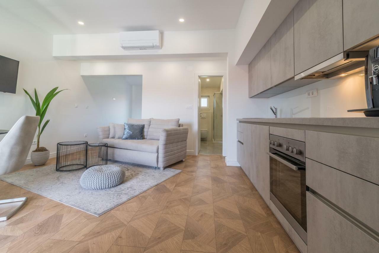 Luxury Piano Apartment ซาดาร์ ภายนอก รูปภาพ