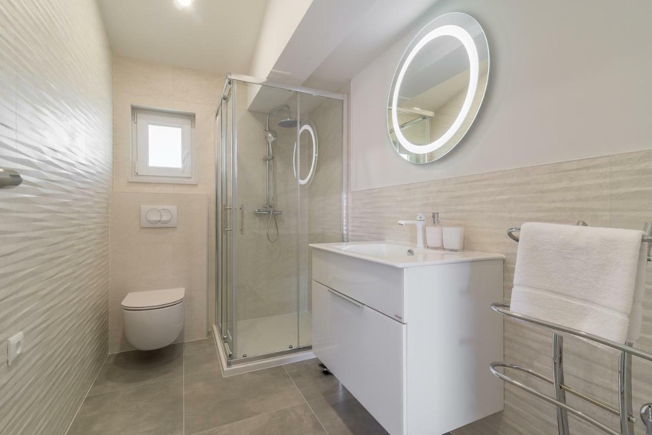 Luxury Piano Apartment ซาดาร์ ภายนอก รูปภาพ