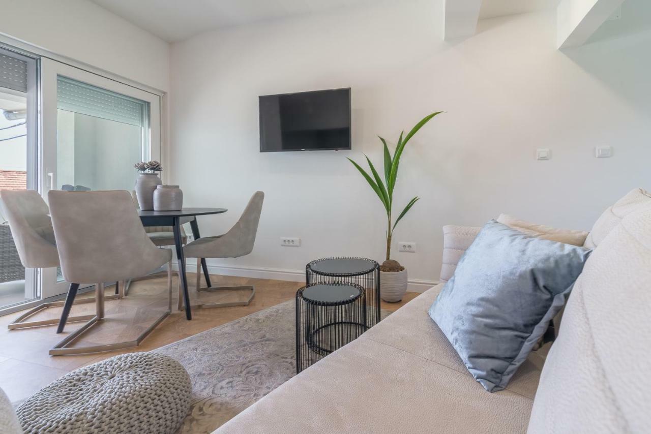 Luxury Piano Apartment ซาดาร์ ภายนอก รูปภาพ