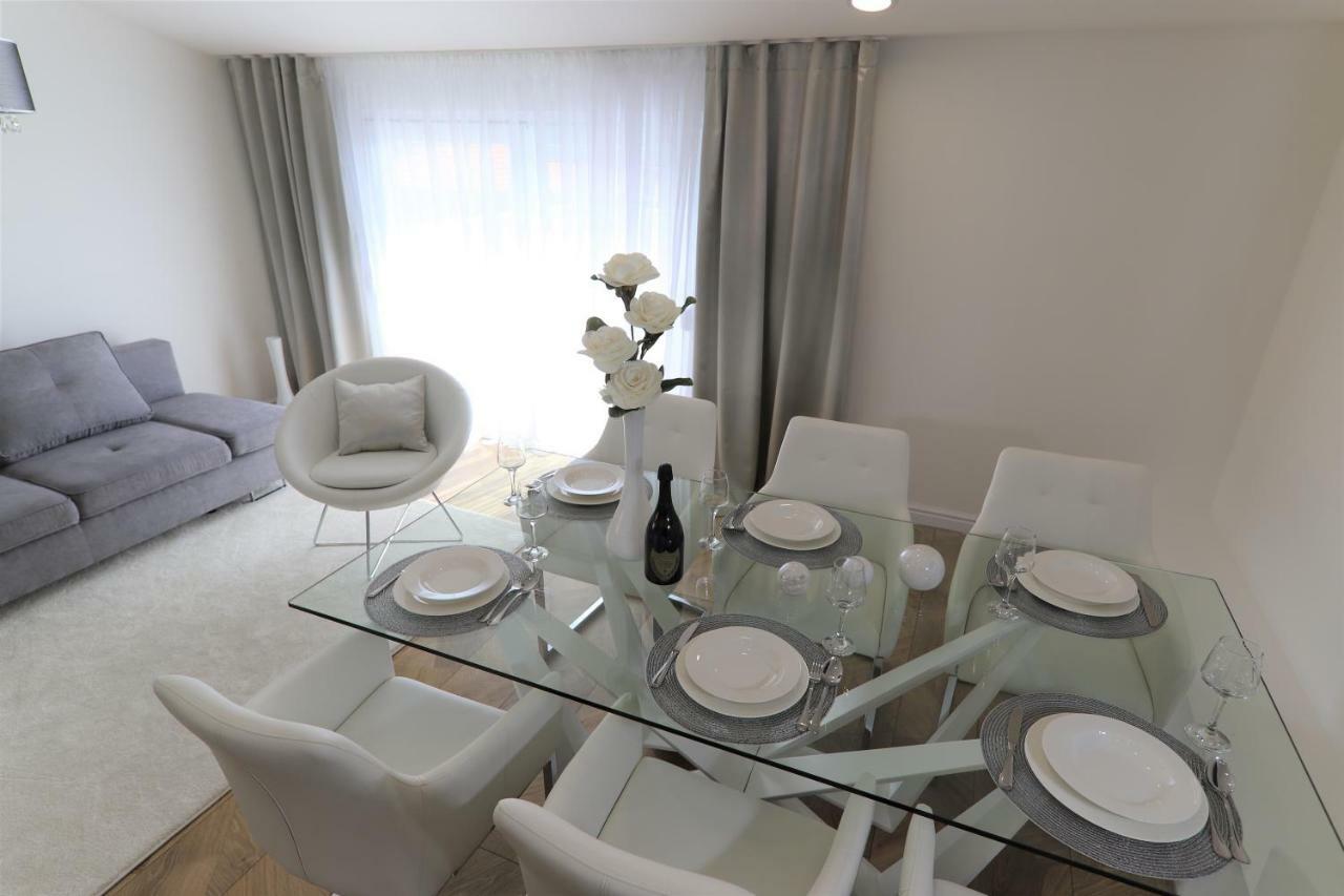 Luxury Piano Apartment ซาดาร์ ภายนอก รูปภาพ
